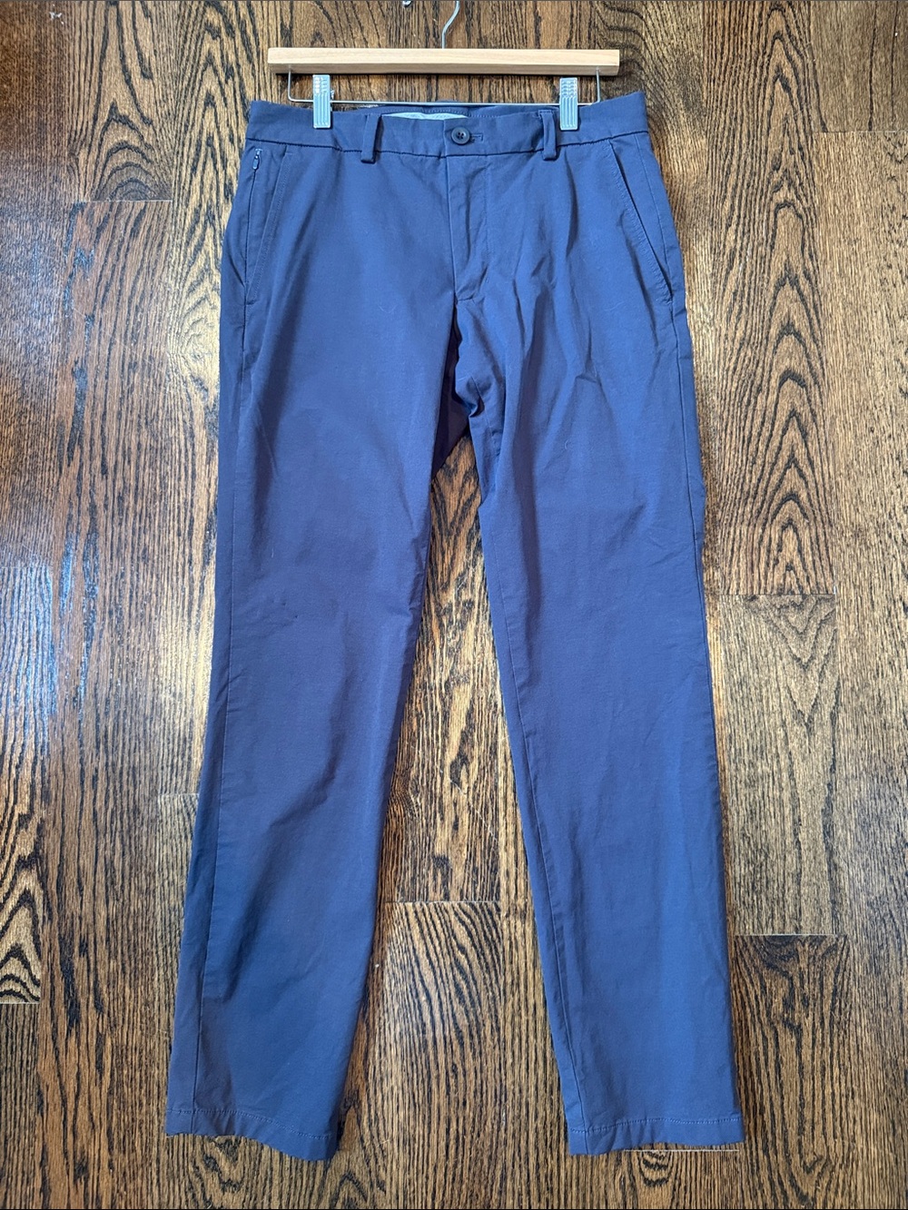Vineyard Vines Men’s On the Go Pant, Navy, size 30x32